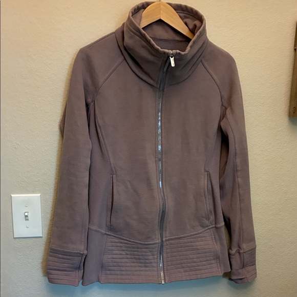 Lululemon Dusty Purple Define Jacket size 8 - Picture 1 of 7